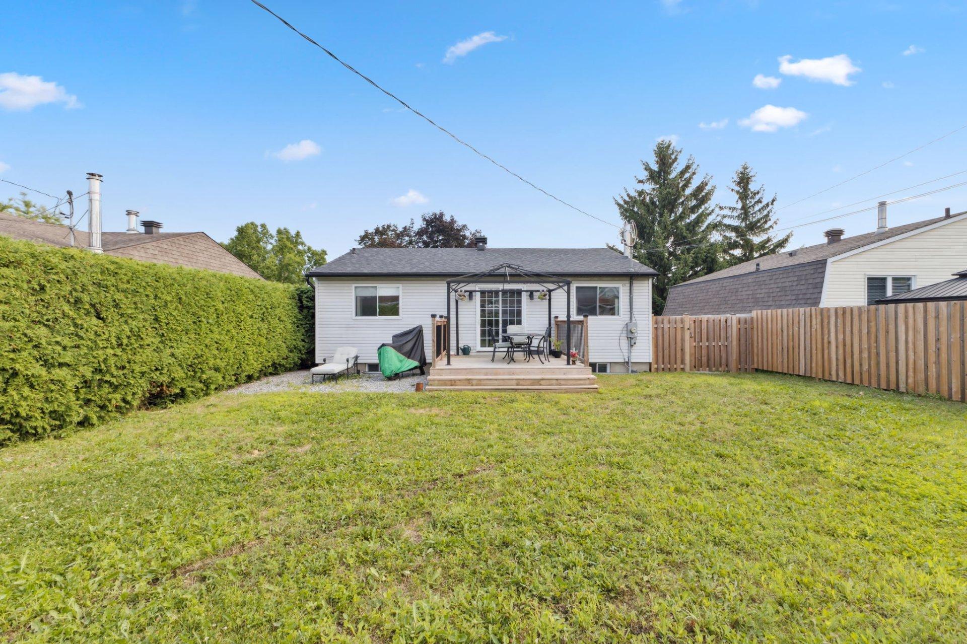 









18


Rue Bocage

,
Gatineau (Gatineau),




QC
J8T5W2

