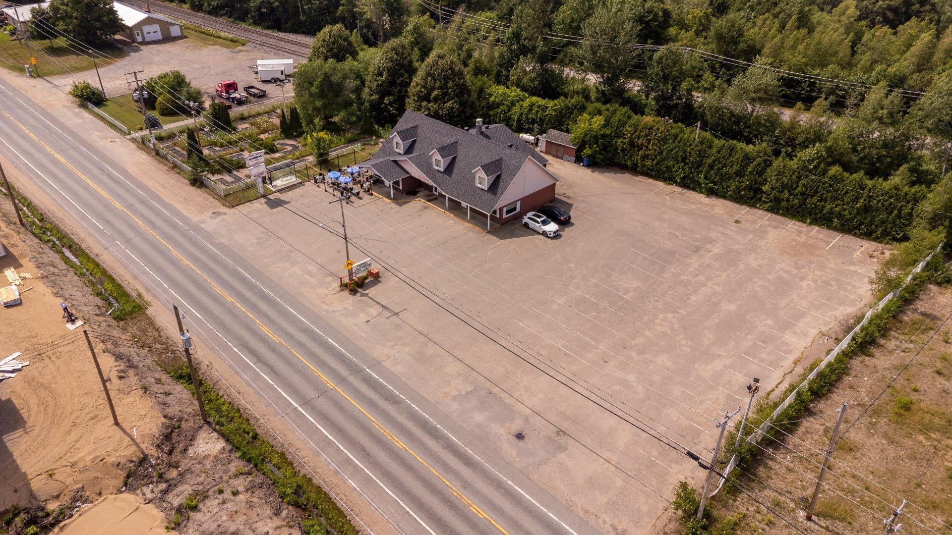 









571


Rue Notre-Dame

,
Charette,




QC
G0X1E0

