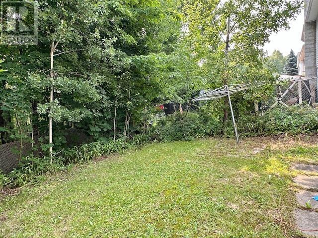 












57 Hergott AVE

,
Elliot Lake,




Ontario
P5A3B1

