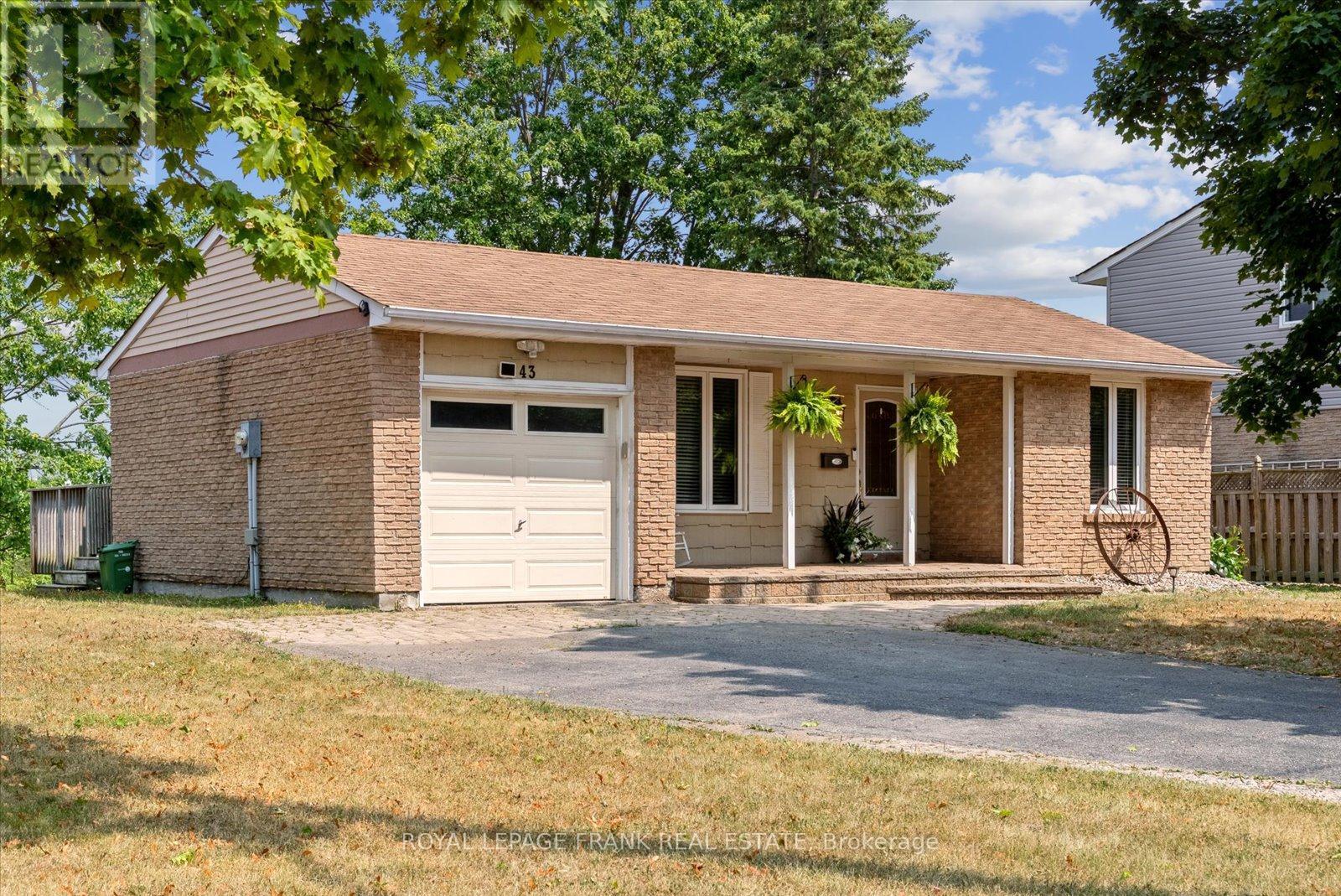 












43 ELAINE DRIVE

,
Kawartha Lakes (Lindsay),




Ontario
K9V4X7

