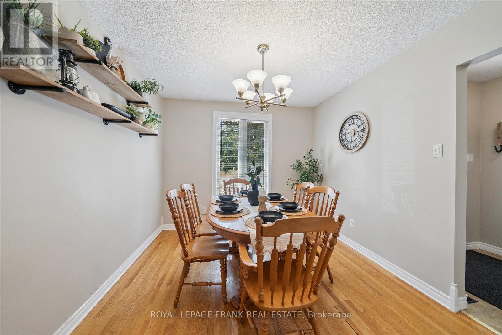 












43 ELAINE DRIVE

,
Kawartha Lakes (Lindsay),




Ontario
K9V4X7

