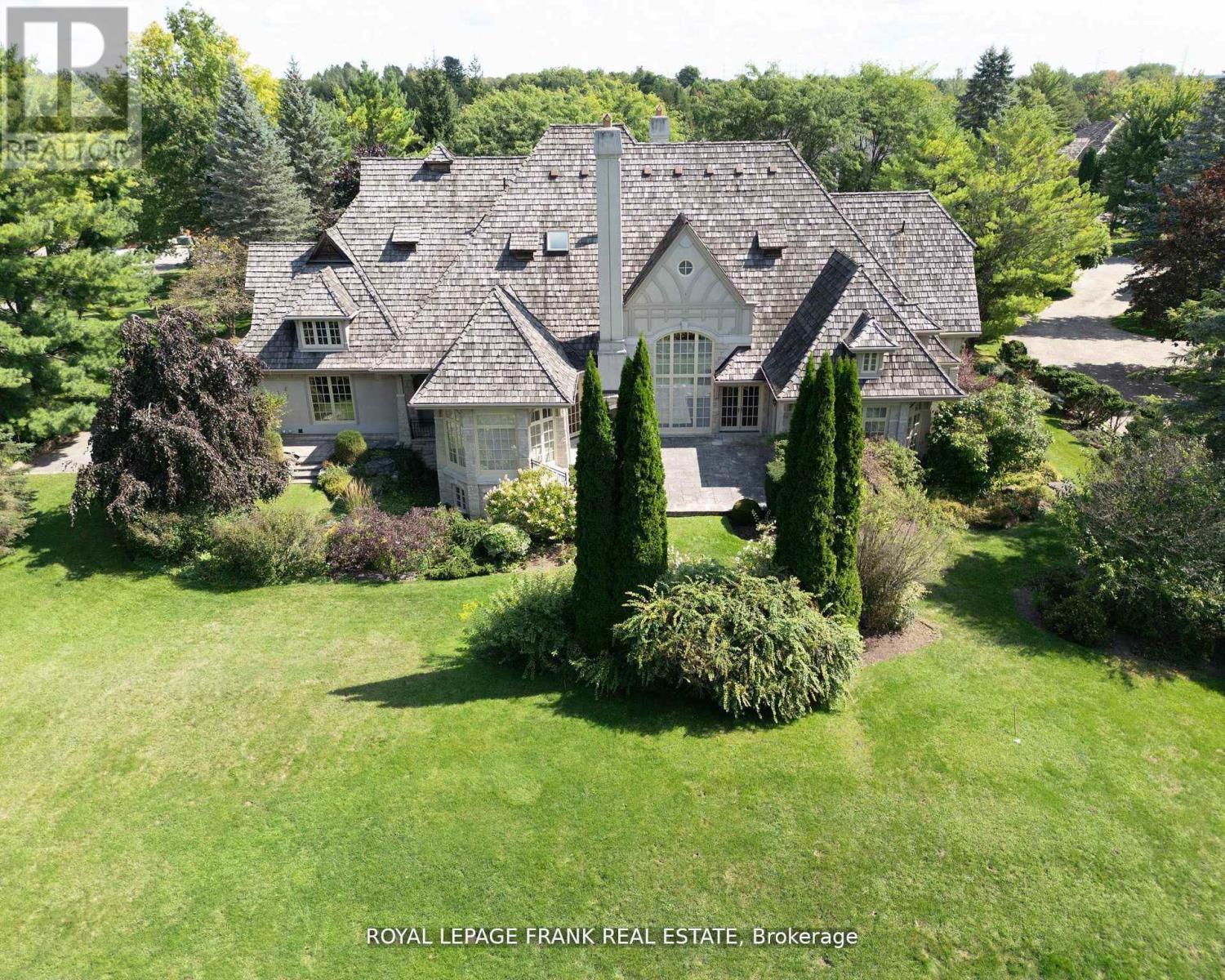 












42 BUGGEY LANE

,
Ajax (Northeast Ajax),




Ontario
L1Z1X5

