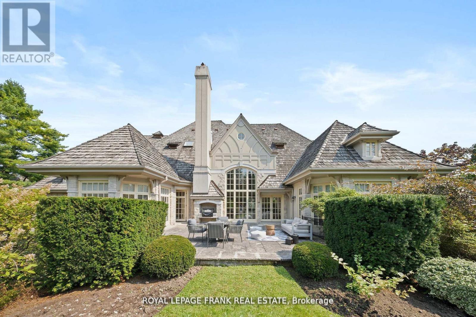 












42 BUGGEY LANE

,
Ajax (Northeast Ajax),




Ontario
L1Z1X5

