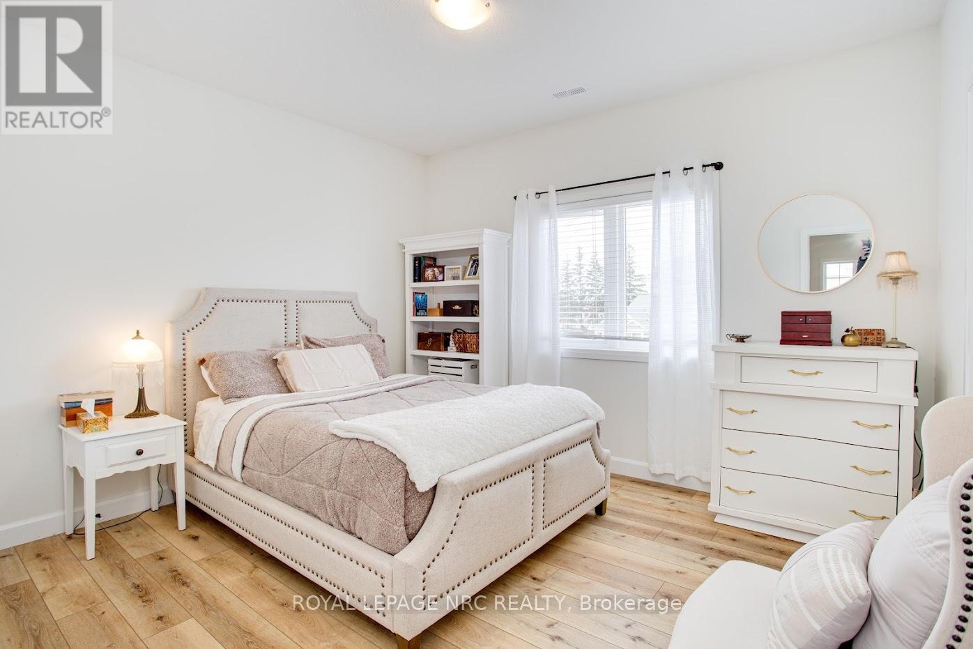












B - 12 SHORES LANE

,
Fort Erie (Crystal Beach),




Ontario
L0S1B0

