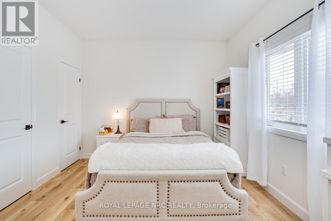 












B - 12 SHORES LANE

,
Fort Erie (Crystal Beach),




Ontario
L0S1B0

