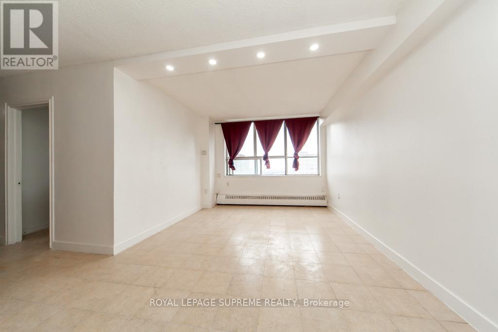 












908 - 940 CALEDONIA ROAD

,
Toronto,




Ontario
M6B3Y4

