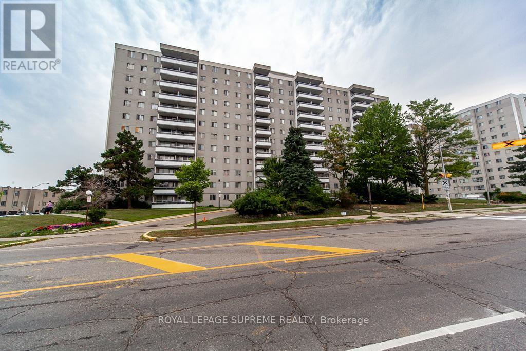 












908 - 940 CALEDONIA ROAD

,
Toronto,




Ontario
M6B3Y4

