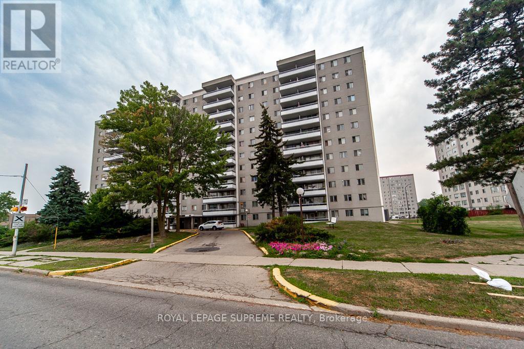












908 - 940 CALEDONIA ROAD

,
Toronto,




Ontario
M6B3Y4

