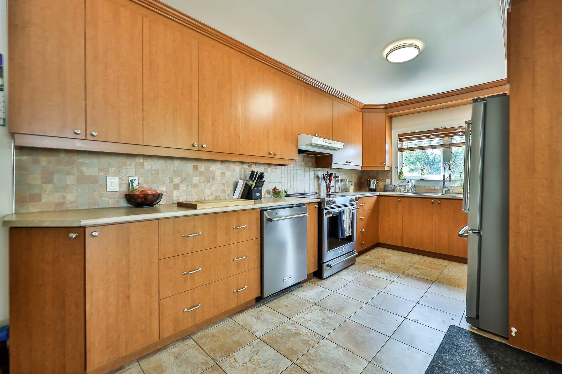 









315

 - 315A


Rue Papineau

,
Papineauville,




QC
J0V1R0

