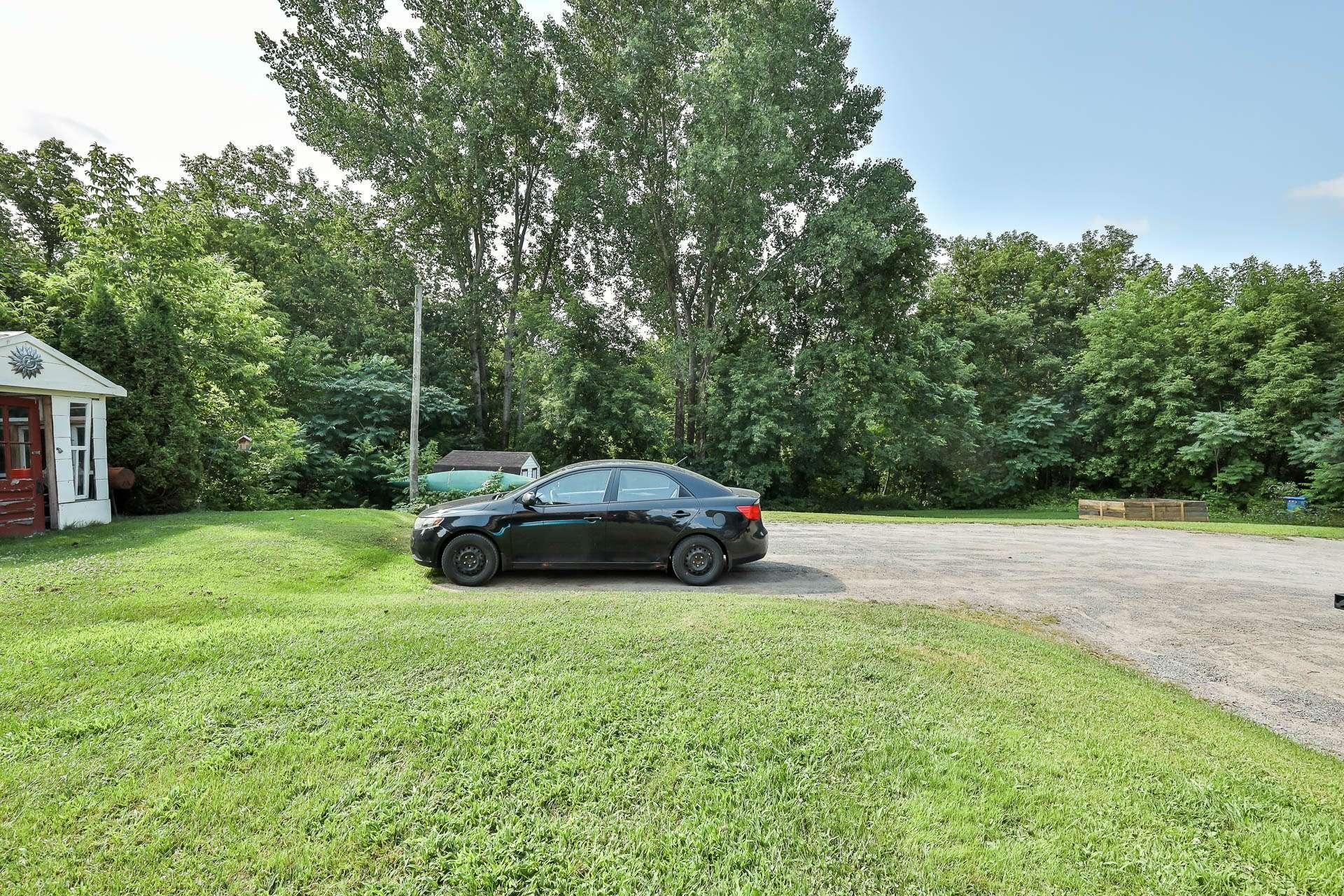 









315

 - 315A


Rue Papineau

,
Papineauville,




QC
J0V1R0

