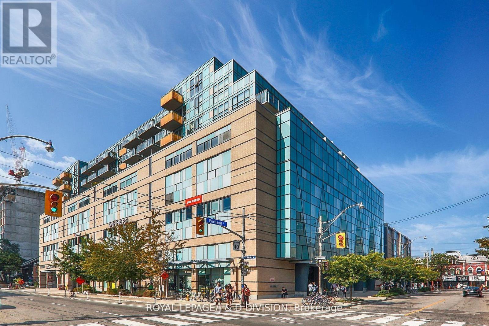 












421 - 156 PORTLAND STREET

,
Toronto,




Ontario
M5V0G1


