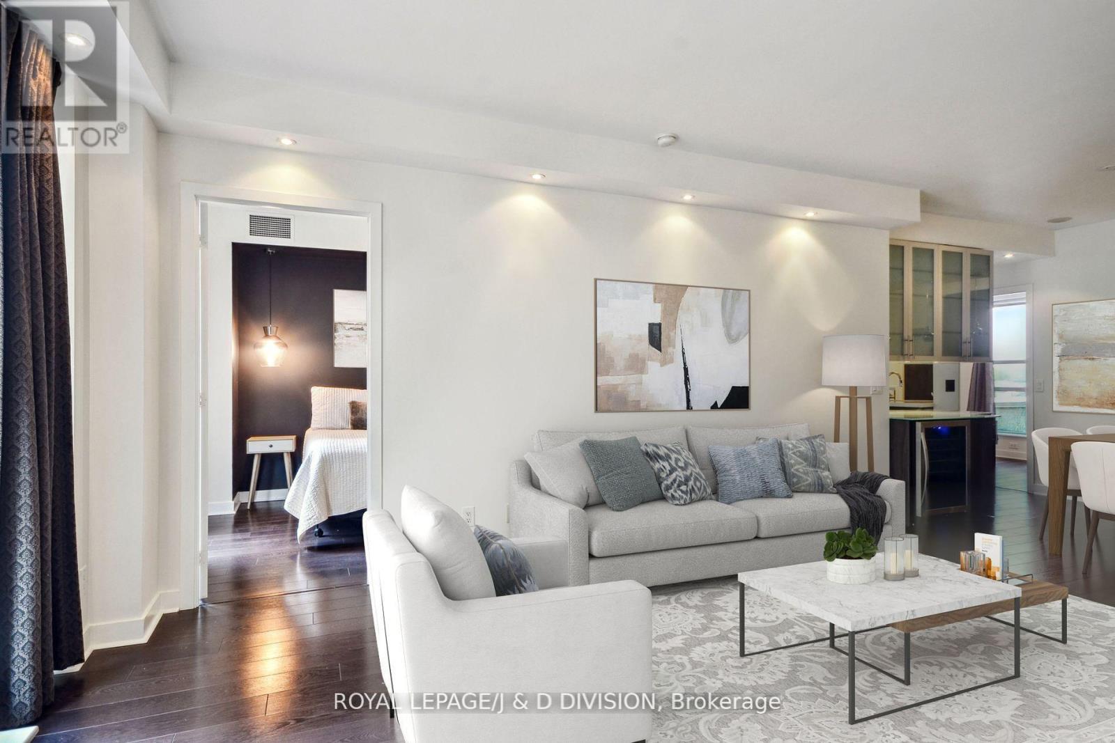 












421 - 156 PORTLAND STREET

,
Toronto,




Ontario
M5V0G1

