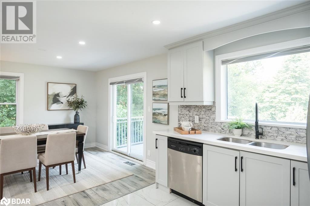 












10805 FOURTH Line

,
Halton Hills,




Ontario
L9T2X9

