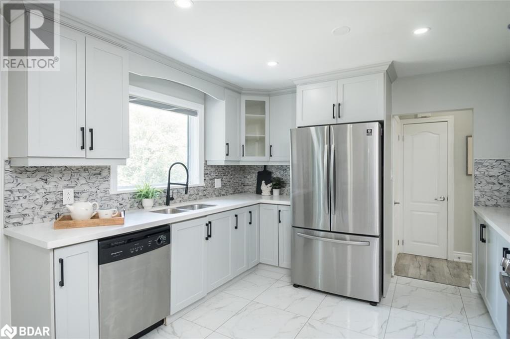 












10805 FOURTH Line

,
Halton Hills,




Ontario
L9T2X9

