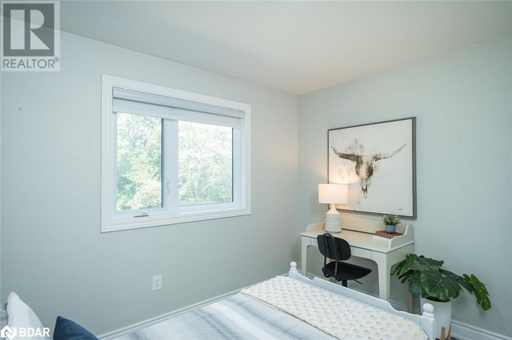 












10805 FOURTH Line

,
Halton Hills,




Ontario
L9T2X9

