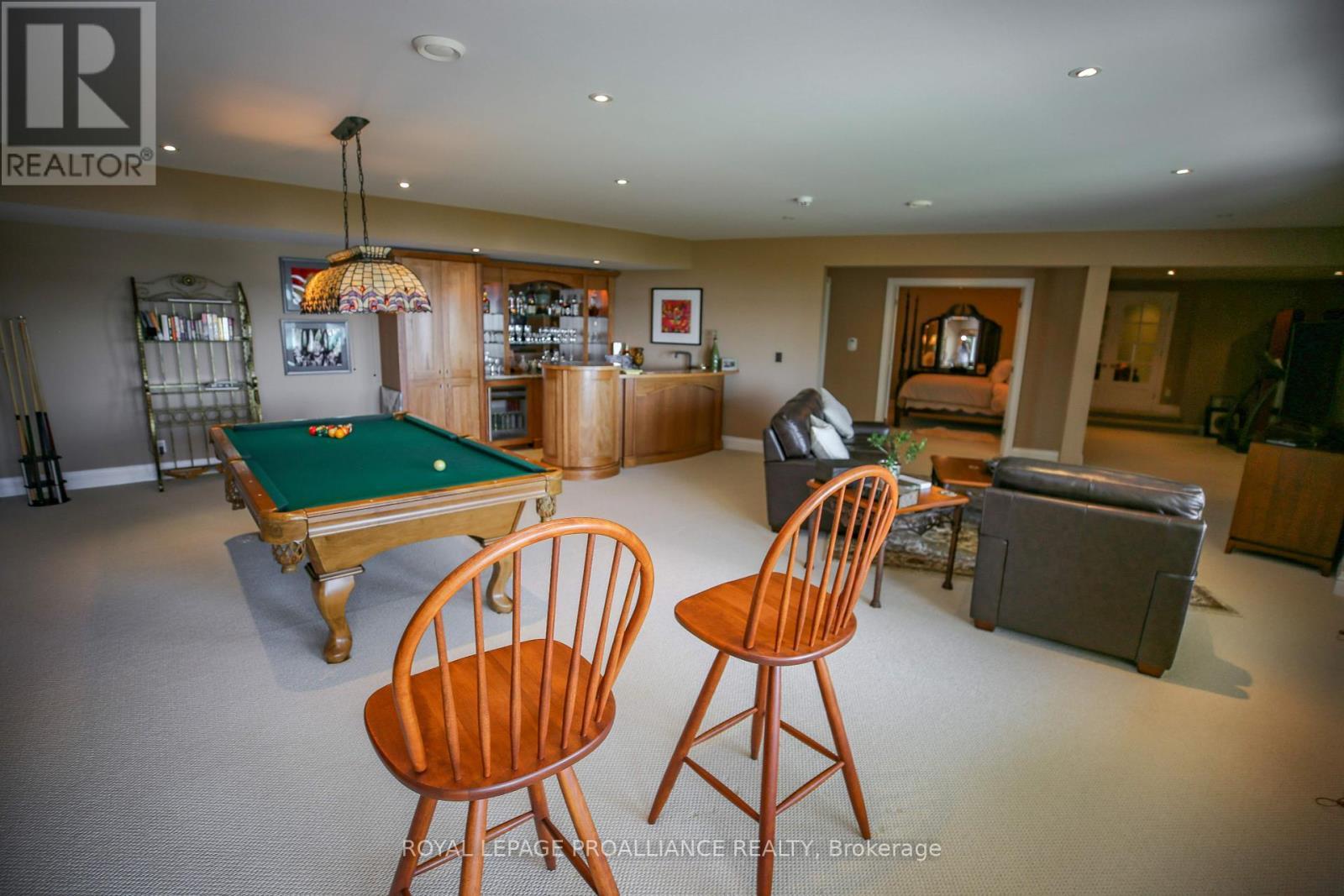 












1188 1000 ISLANDS PARKWAY

,
Front of Yonge,




Ontario
K0E1R0

