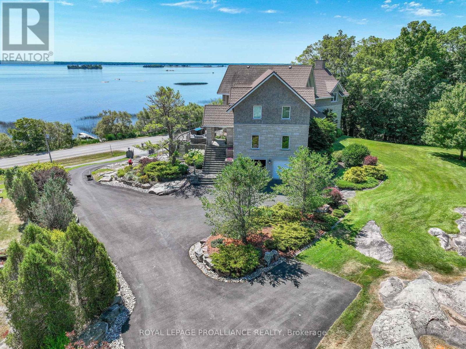 












1188 1000 ISLANDS PARKWAY

,
Front of Yonge,




Ontario
K0E1R0

