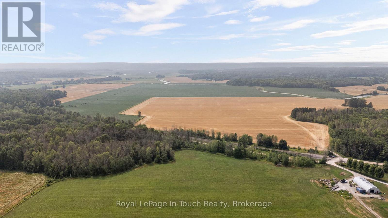 












1561 LOVERING LINE

,
Severn,







Ontario
L0K1E0

