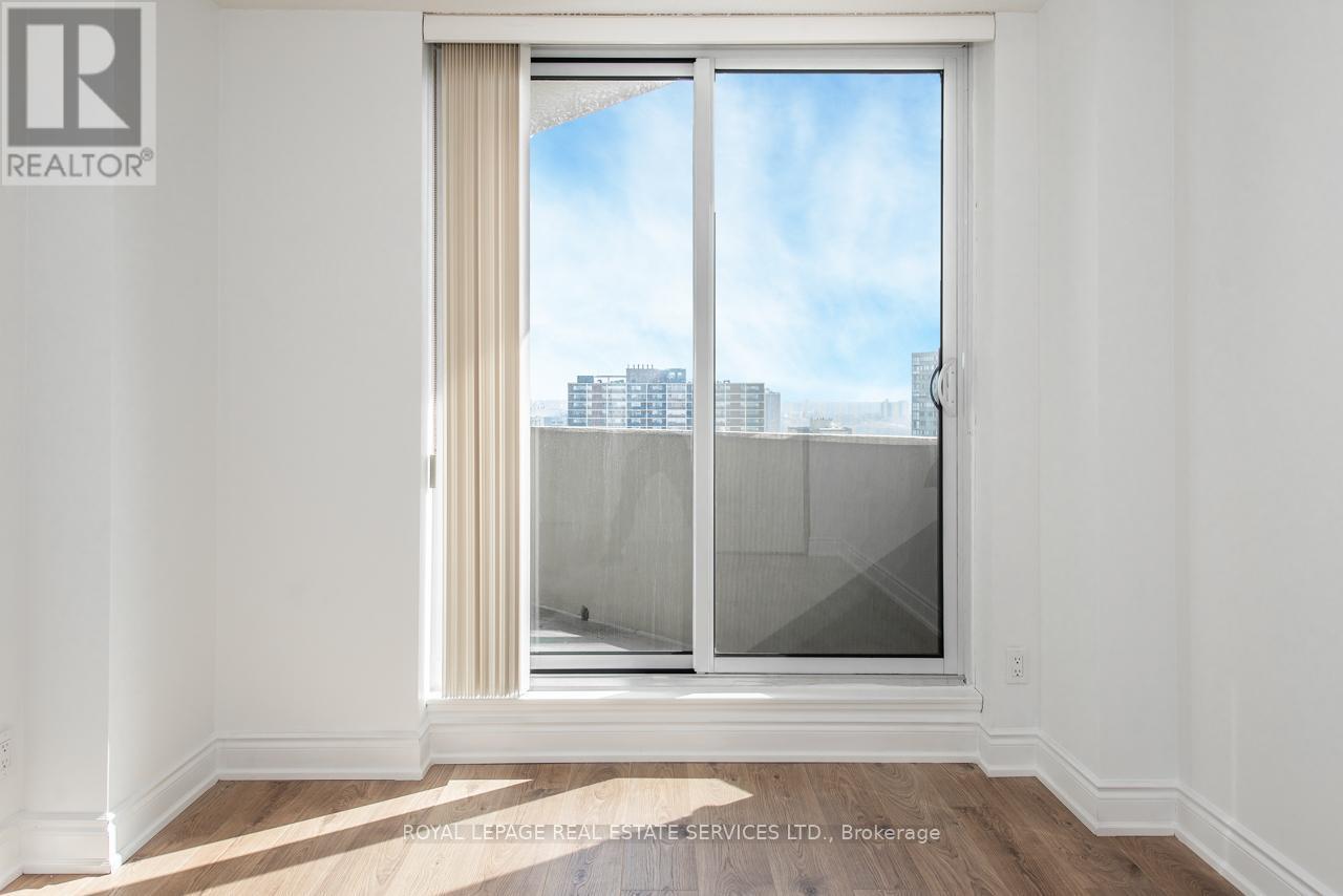 












1404 - 95 LA ROSE AVENUE

,
Toronto,




Ontario
M9P3T2

