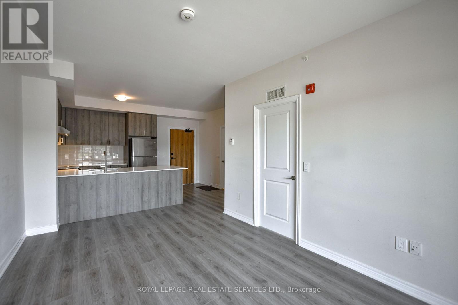 












613 - 121 HIGHWAY 8 ROAD

,
Hamilton,




Ontario
L8G1C1

