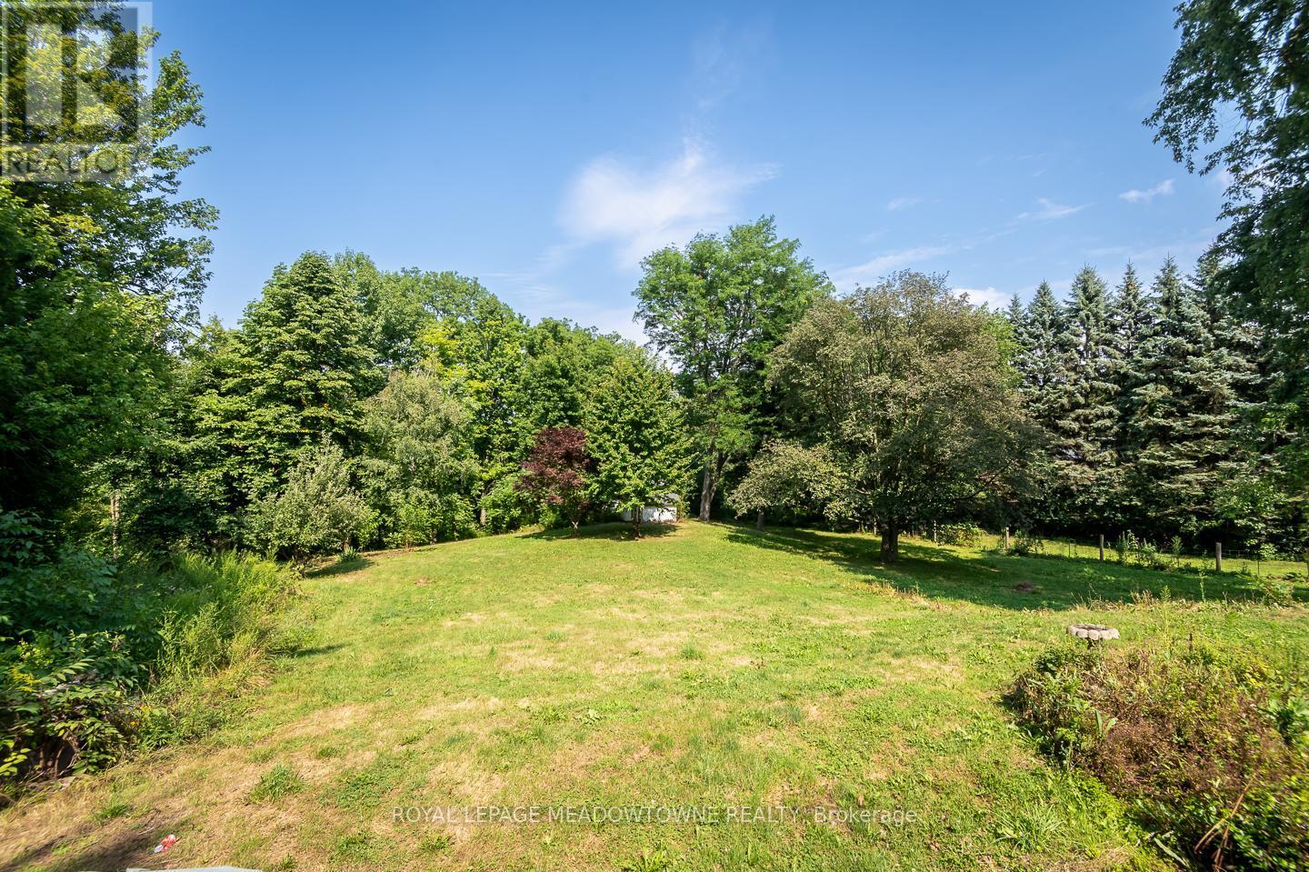 












10805 FOURTH LINE

,
Halton Hills,




Ontario
L9T2X9

