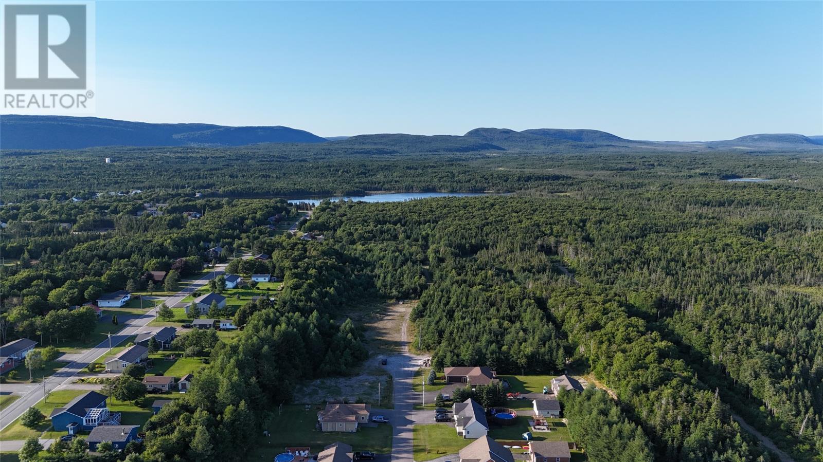 












35-77 Oake Drive

,
Kippens,







Newfoundland & Labrador
A2N3S8

