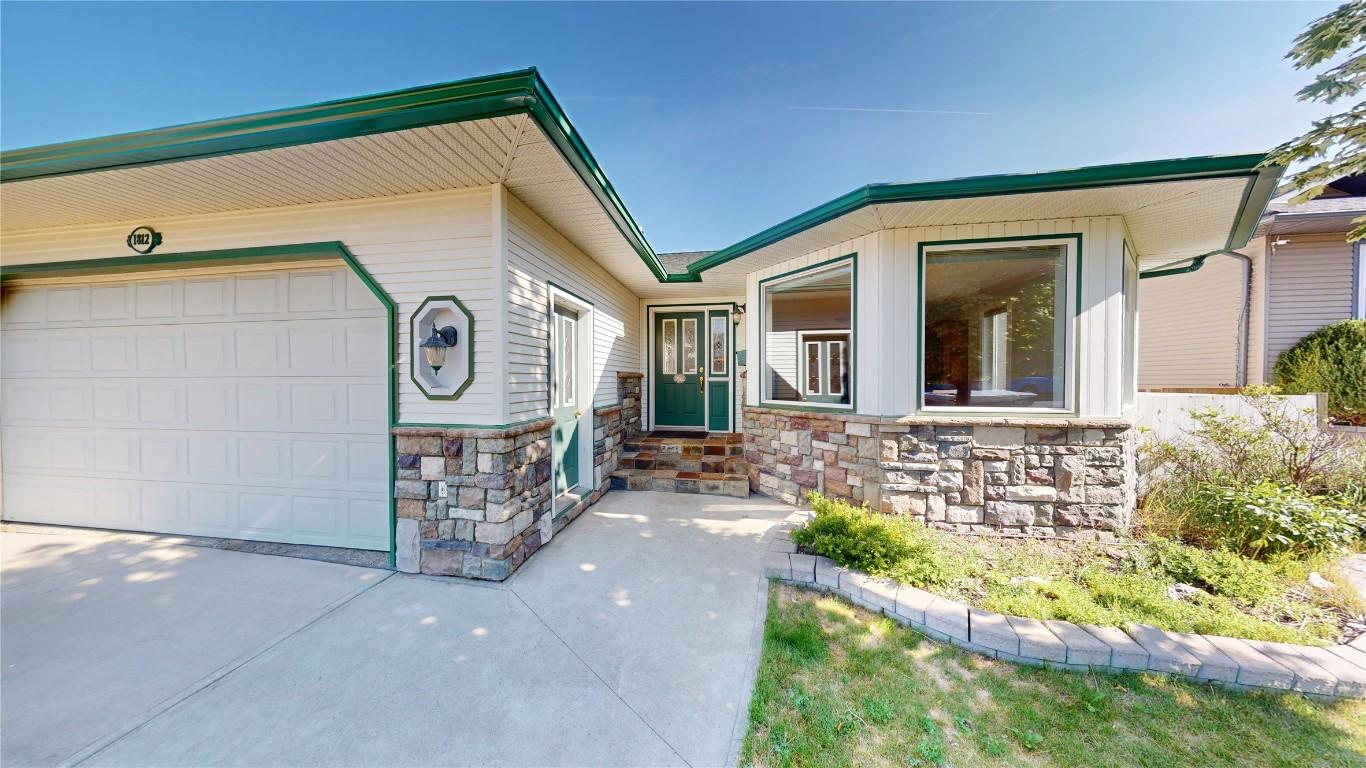 









1812


12th

Street,
Cranbrook,




BC
V1C 6M7

