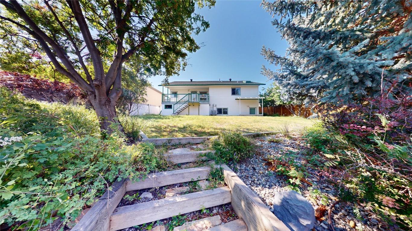 









1812


12th

Street,
Cranbrook,




BC
V1C 6M7

