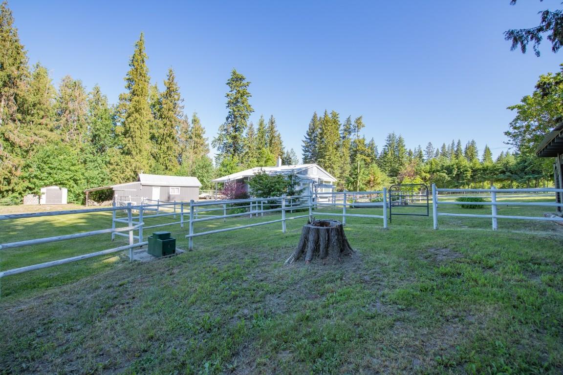 









4091


10

Avenue,
Salmon Arm,




BC
V1E 1W7

