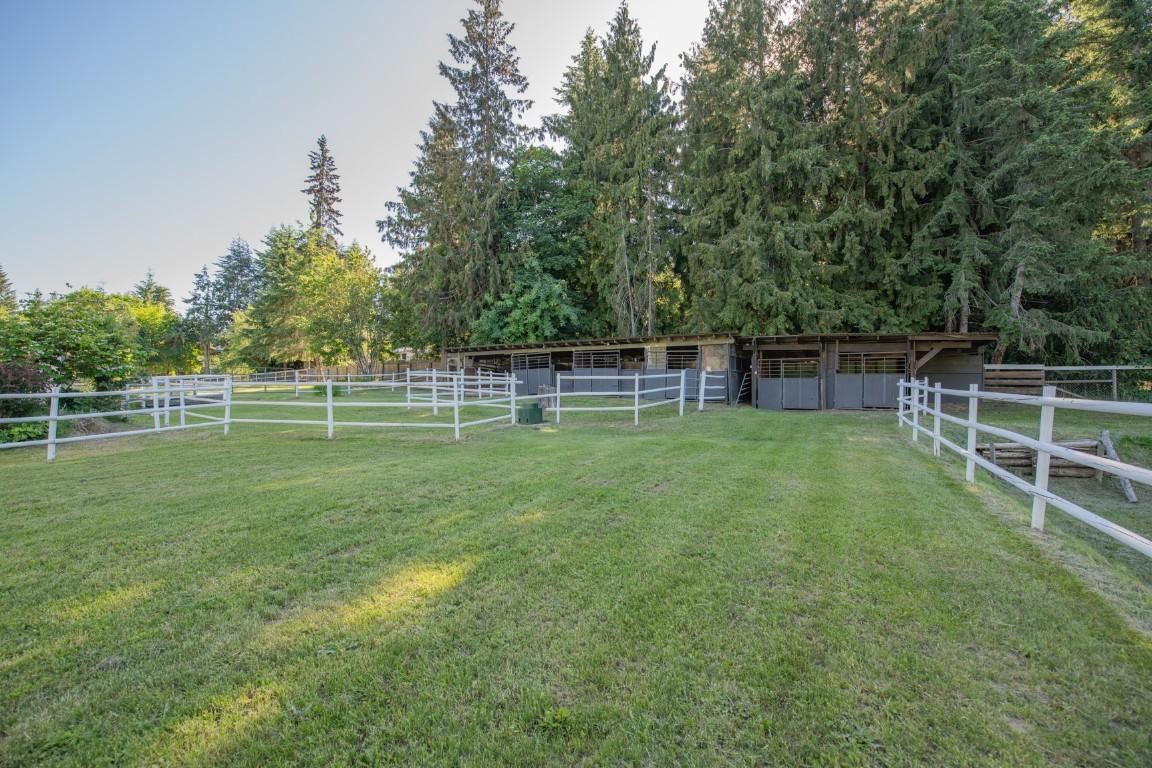 









4091


10

Avenue,
Salmon Arm,




BC
V1E 1W7

