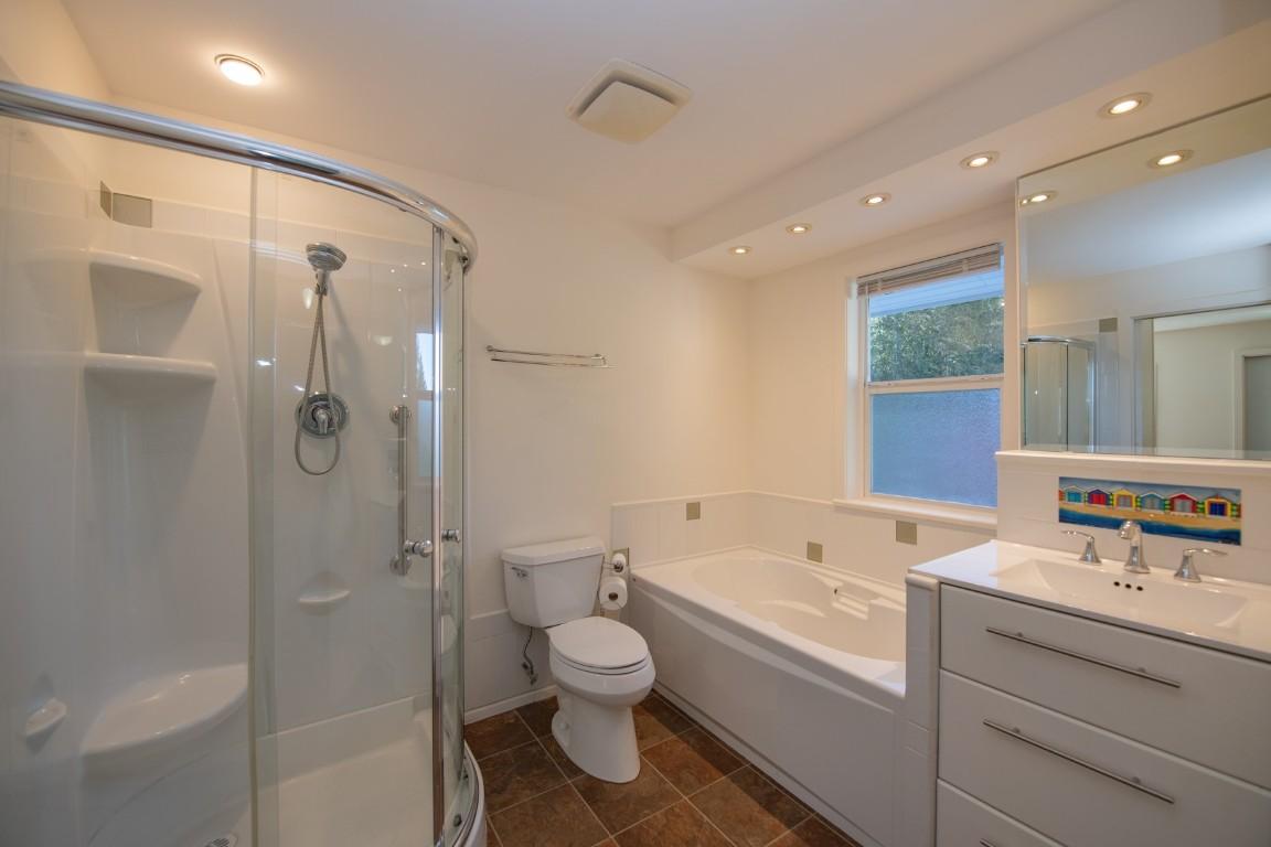 









4091


10

Avenue,
Salmon Arm,




BC
V1E 1W7

