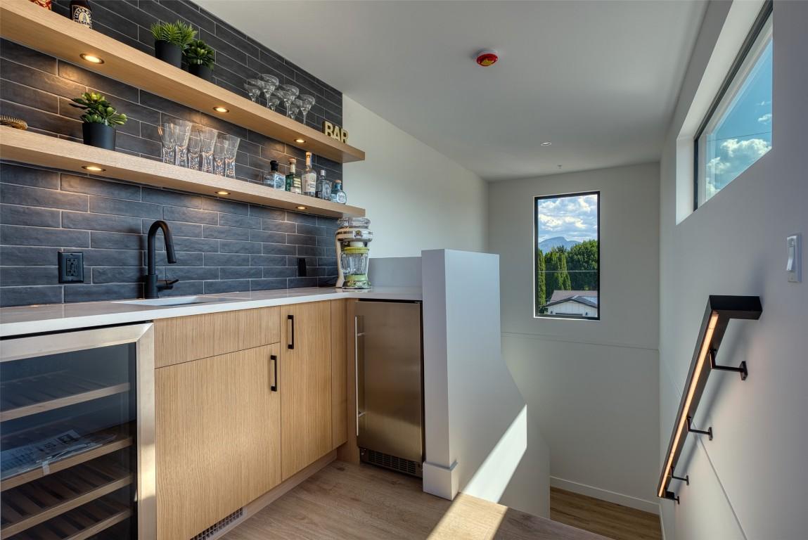 









3010


Holland

Road, 2,
Kelowna,




BC
V1W 3P8

