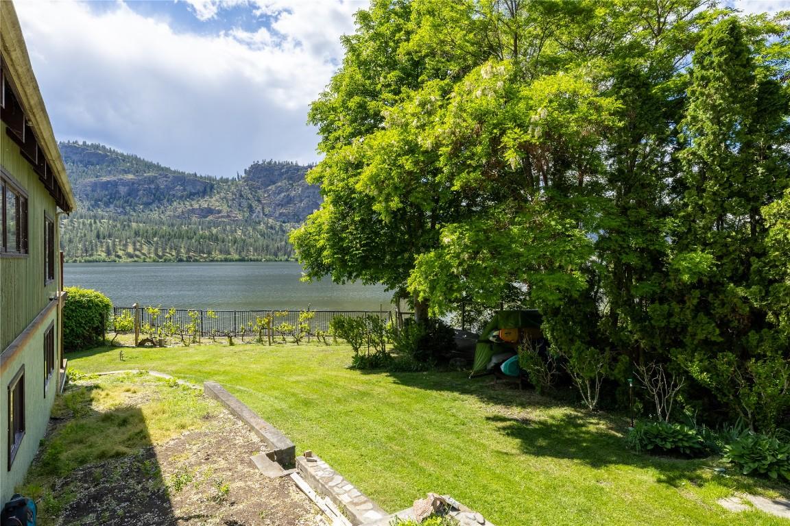 









3104


Vaseux Lake

Crescent,
Okanagan Falls,




BC
V0H 1R2

