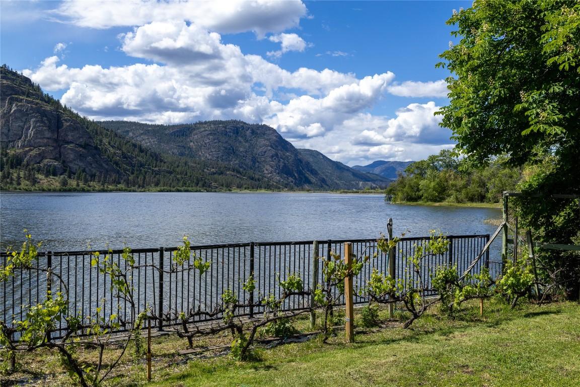 









3104


Vaseux Lake

Crescent,
Okanagan Falls,




BC
V0H 1R2

