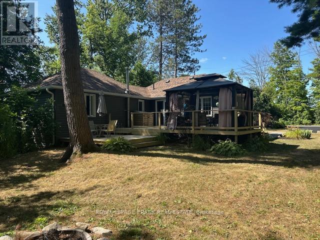 












29 STINSONS BAY ROAD

,
Kawartha Lakes (Bobcaygeon),




Ontario
K0M1N0


