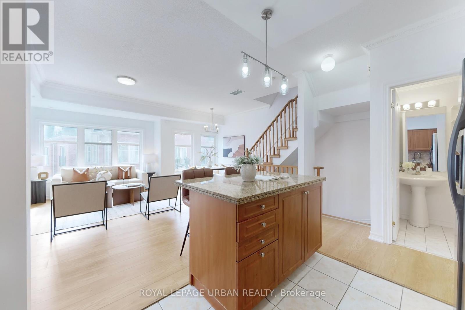 












235 - 1837 EGLINTON AVENUE E

,
Toronto,




Ontario
M4A2Y4

