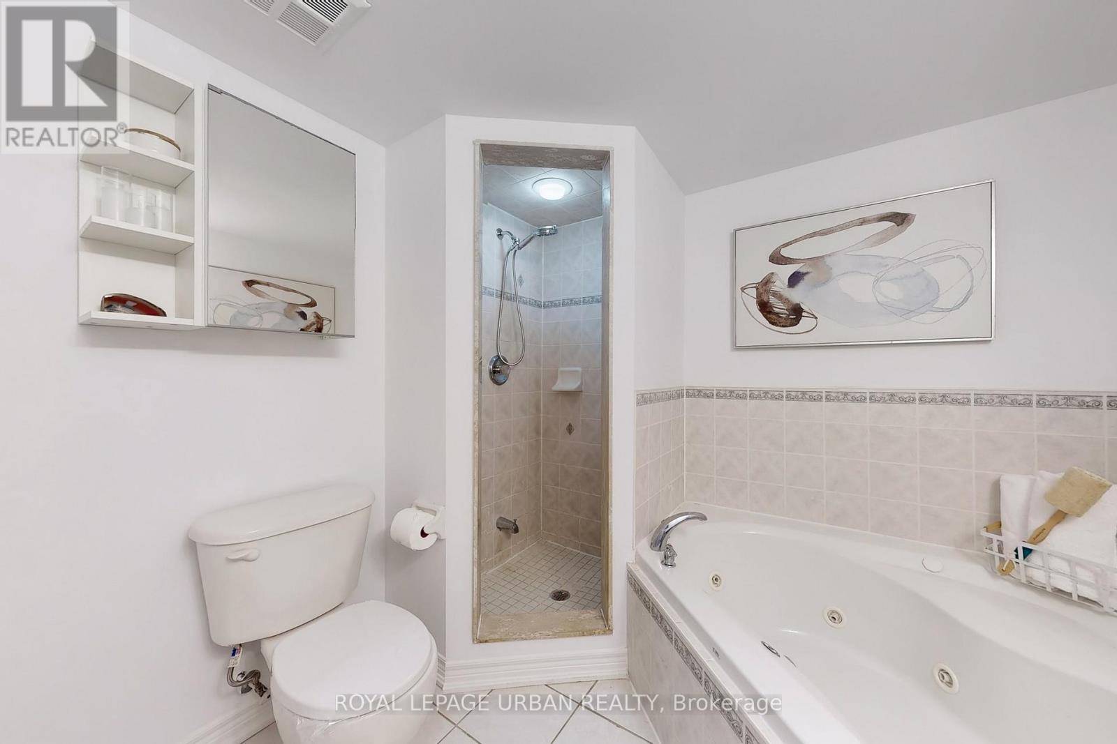 












235 - 1837 EGLINTON AVENUE E

,
Toronto,




Ontario
M4A2Y4

