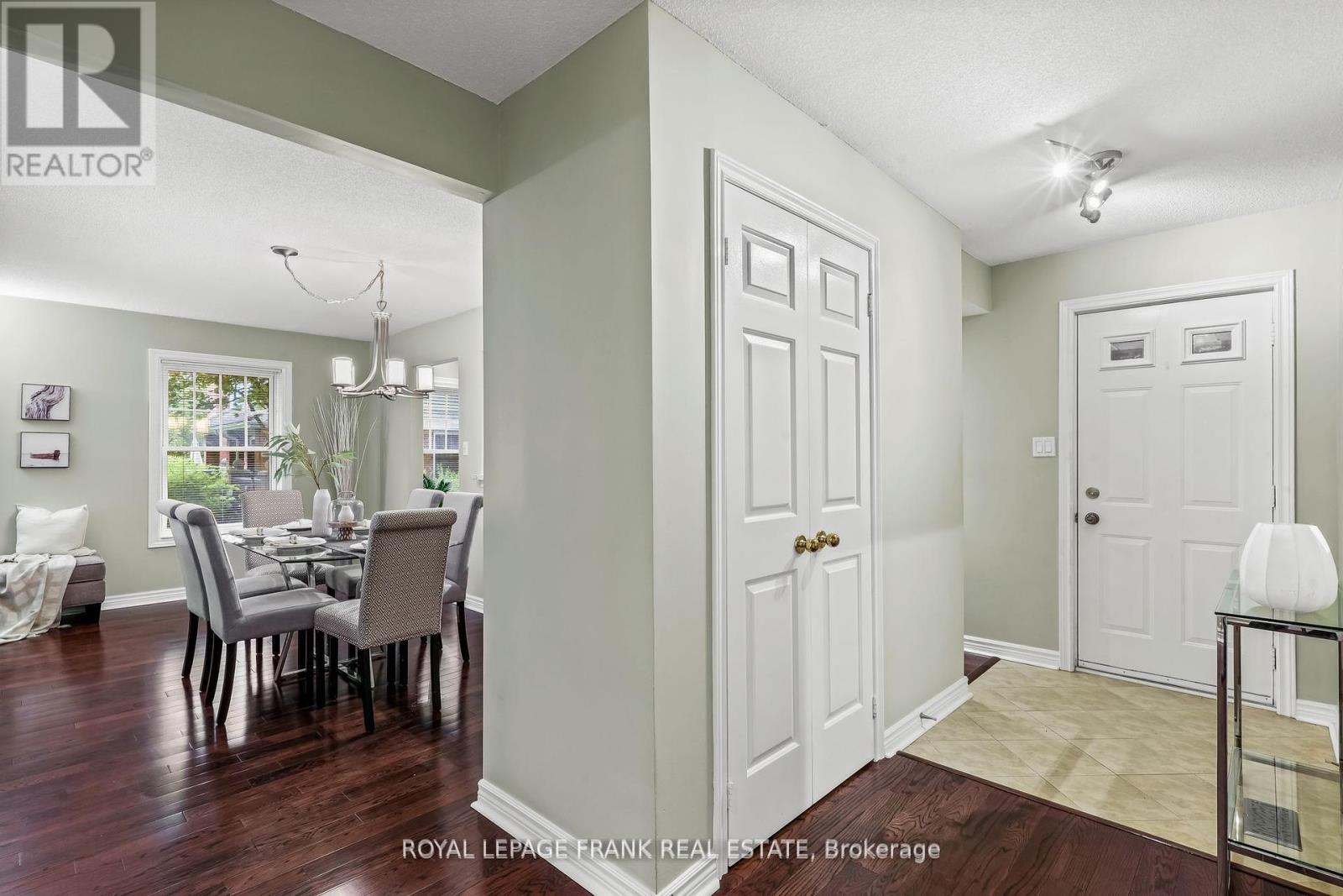 












D-13 - 1663 NASH ROAD

,
Clarington (Courtice),




Ontario
L1E1S8

