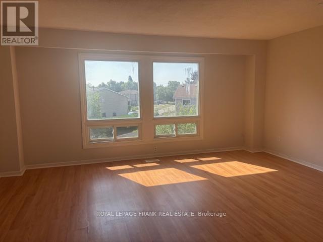 












22 - 72 MARTIN ROAD

,
Clarington (Bowmanville),




Ontario
L1C3N3

