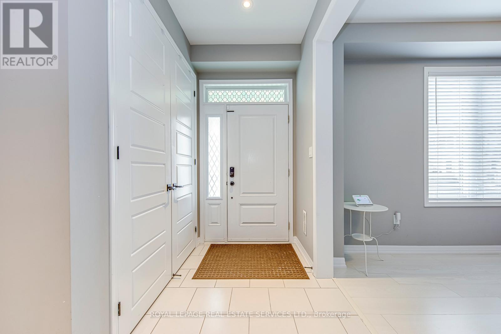 












3344 ERASMUM STREET

,
Oakville,




Ontario
L6M1S3

