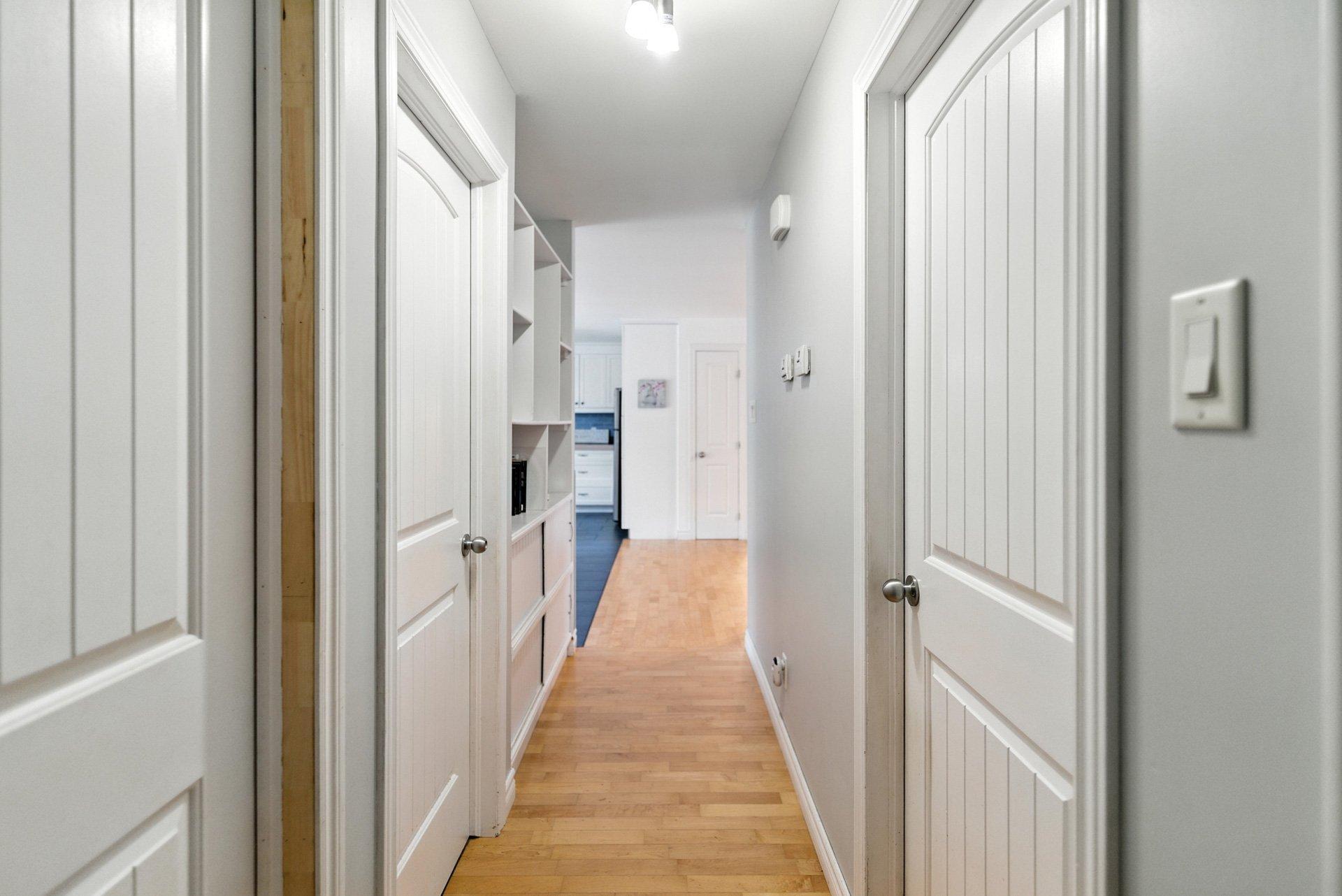 









735


Ch. du 6e-Rang

,
Val-des-Monts,




QC
J8N7V2

