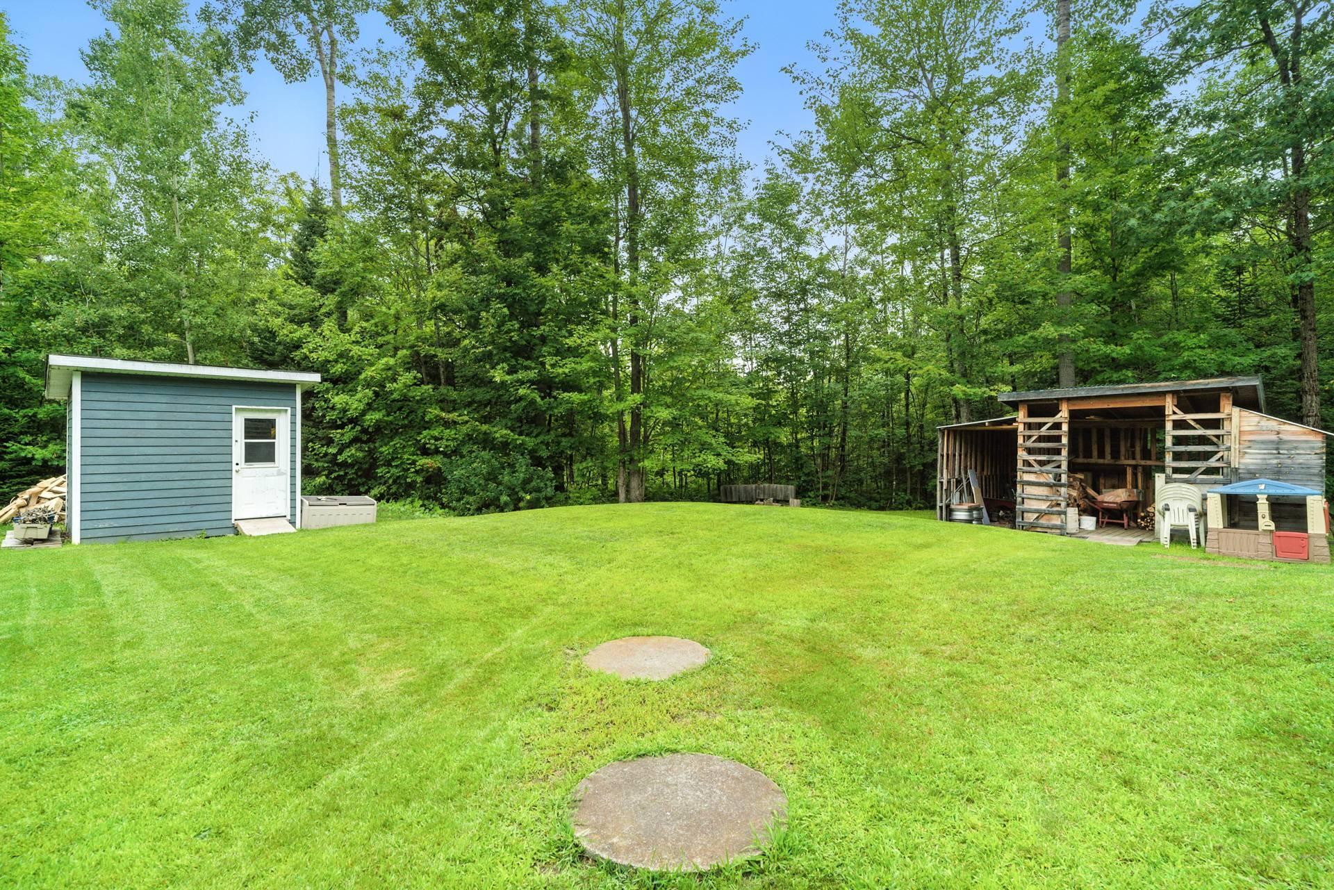 









735


Ch. du 6e-Rang

,
Val-des-Monts,




QC
J8N7V2

