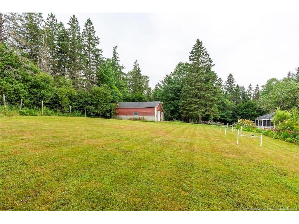 









952


Route 820

,
Barnesville,




NB
E5N 5K3

