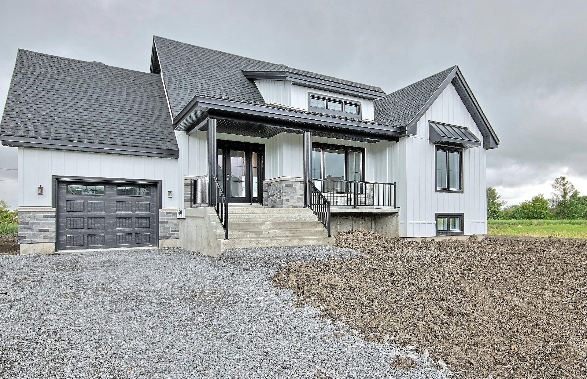 












Rue du Quai

,
Saint-Louis-de-Gonzague,




QC
J0S1T0

