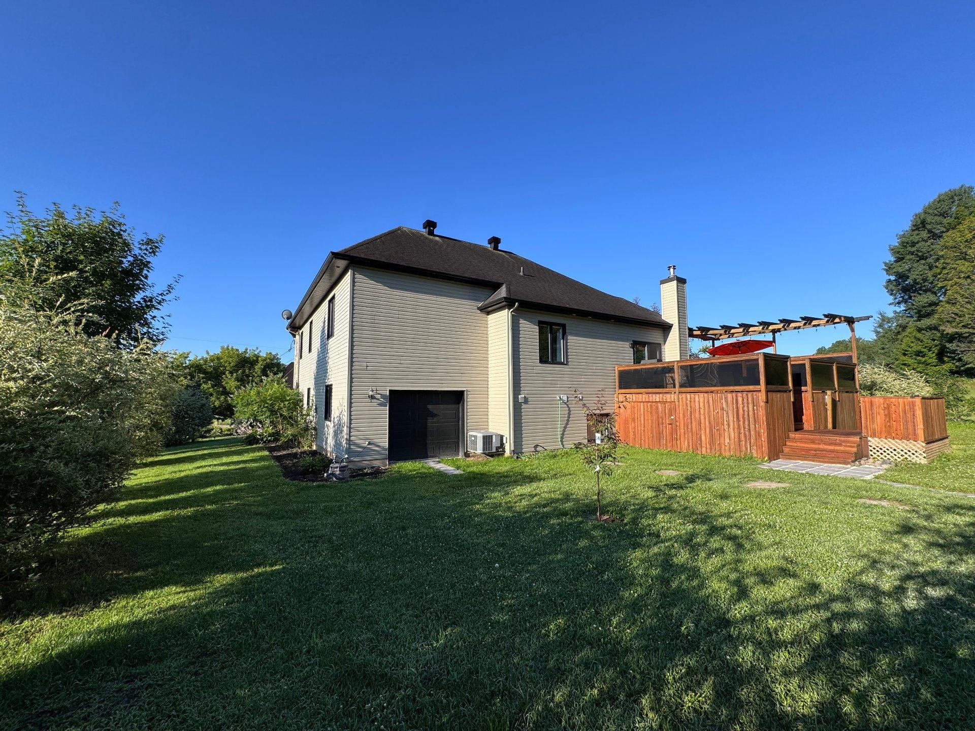 









11


Ch. Cléophas-Scantland

,
Val-des-Monts,




QC
J8N7E4

