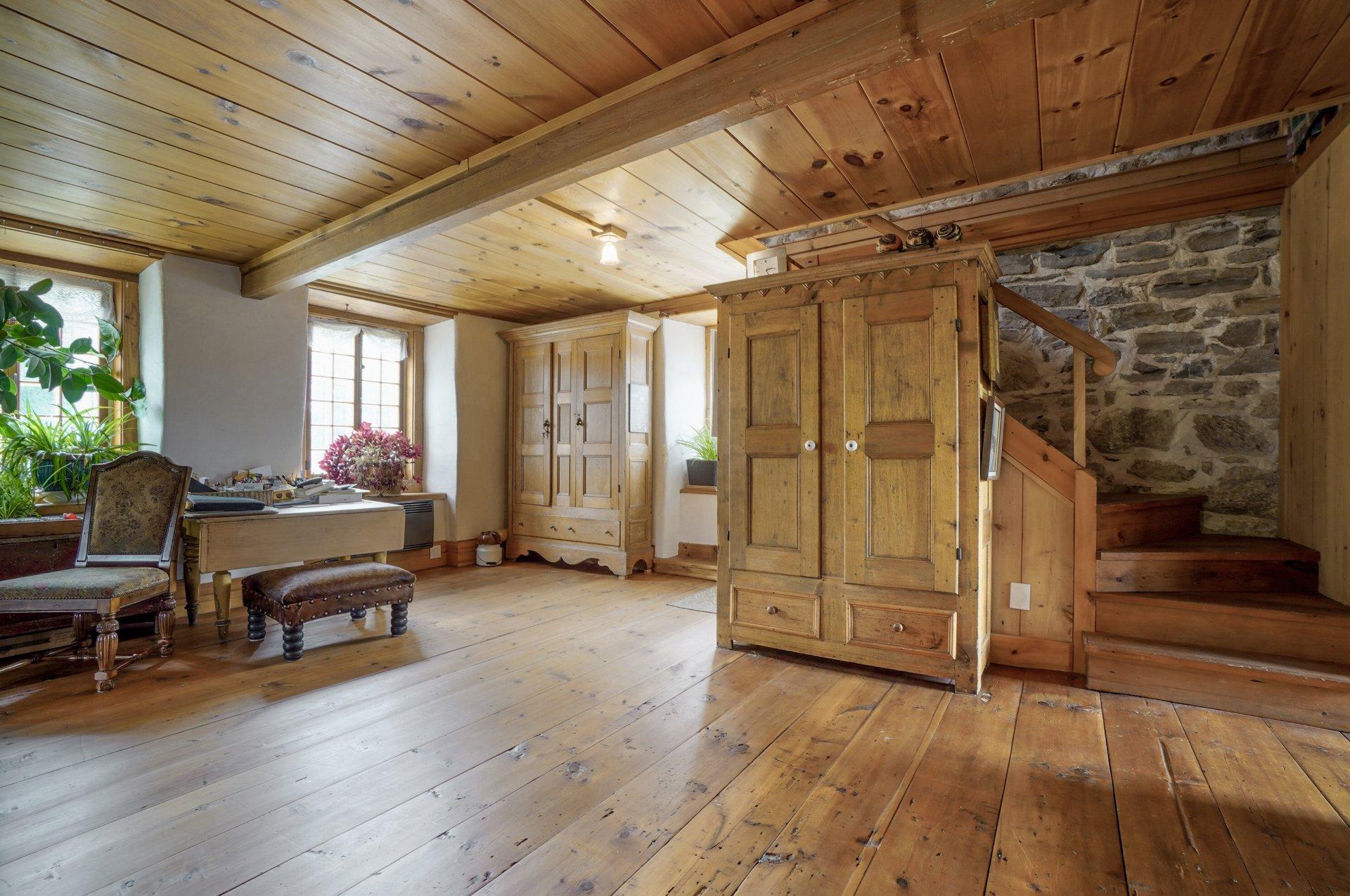 









3415


Côte de Terrebonne

,
Terrebonne (Terrebonne),




QC
J6Y1J1

