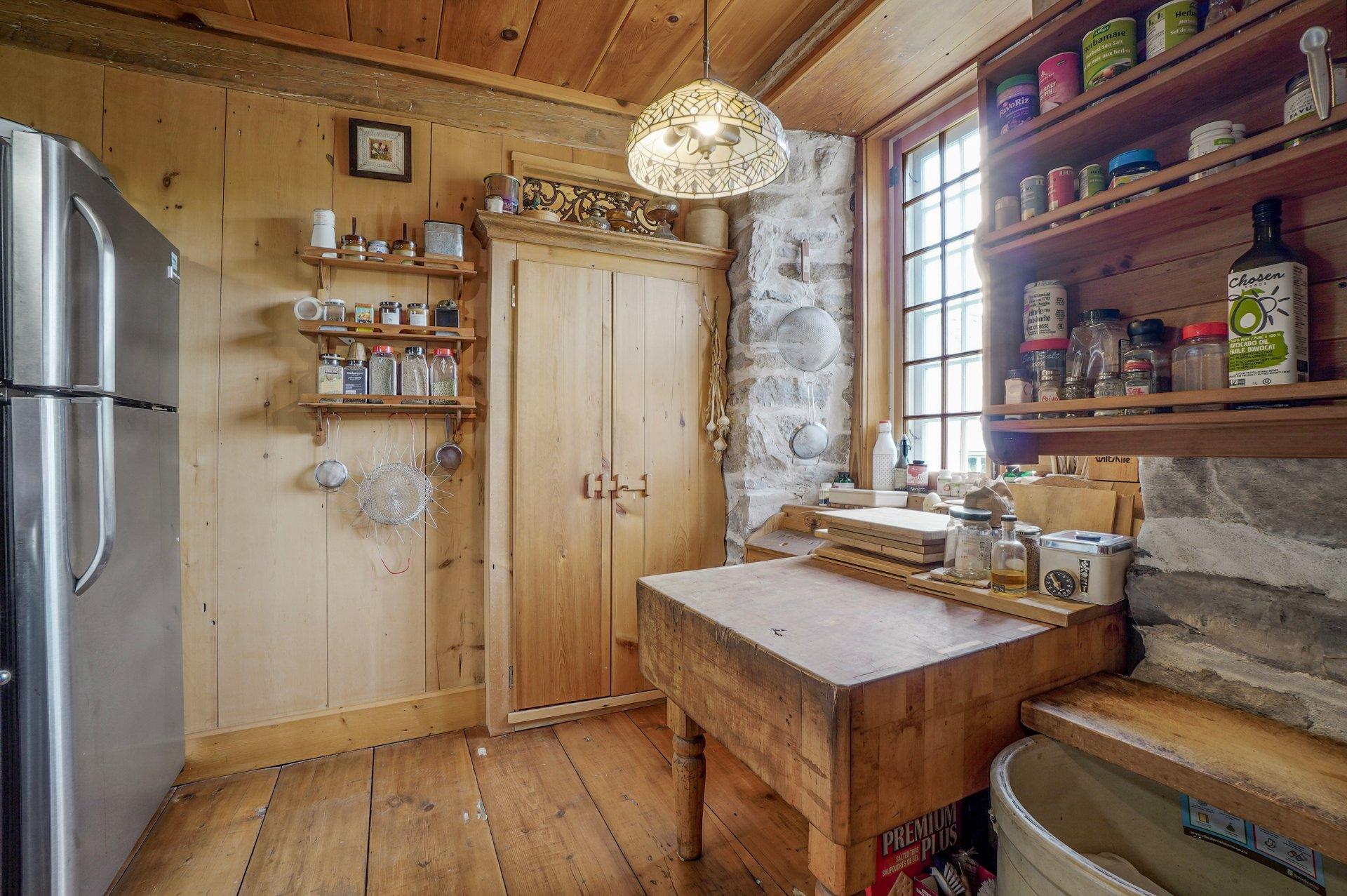 









3415


Côte de Terrebonne

,
Terrebonne (Terrebonne),




QC
J6Y1J1

