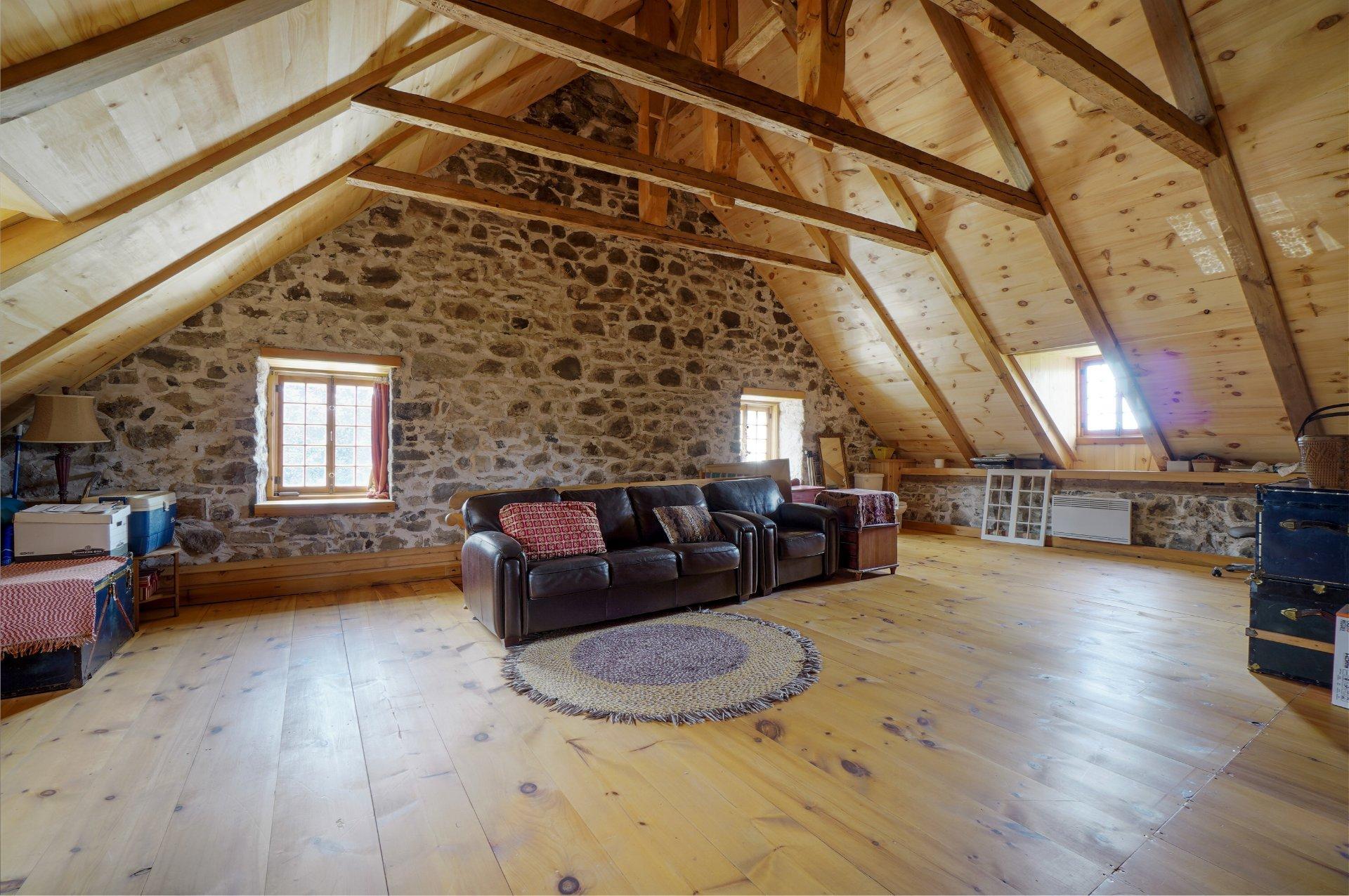 









3415


Côte de Terrebonne

,
Terrebonne (Terrebonne),




QC
J6Y1J1

