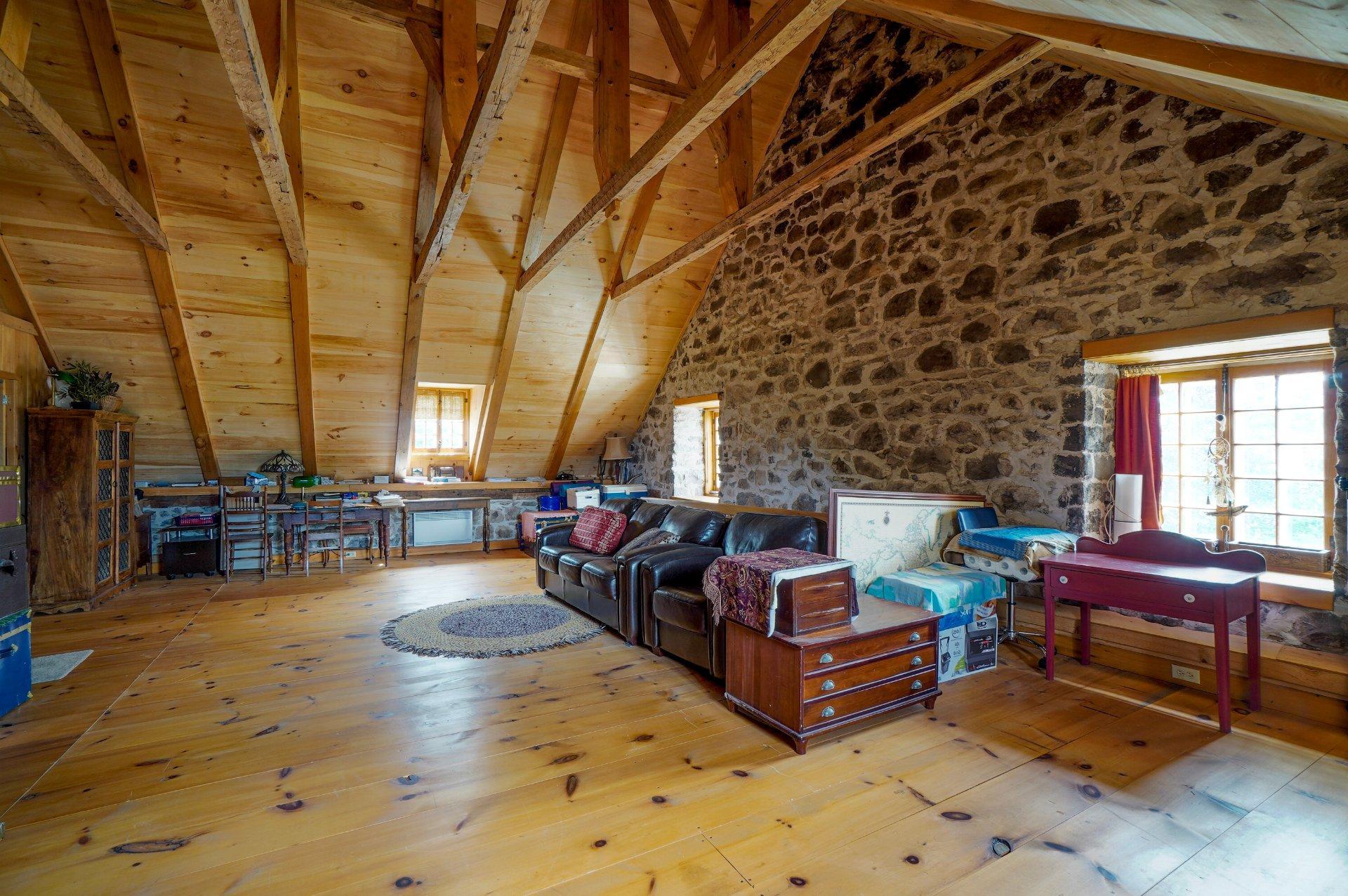 









3415


Côte de Terrebonne

,
Terrebonne (Terrebonne),




QC
J6Y1J1

