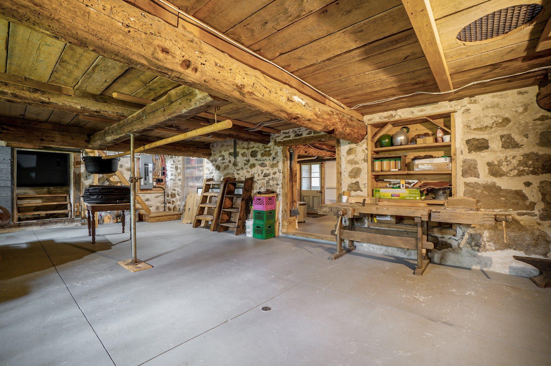 









3415


Côte de Terrebonne

,
Terrebonne (Terrebonne),




QC
J6Y1J1

